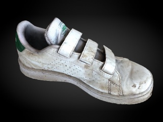 弄脏的板鞋C4D模型